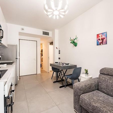 Renovated Apt With Garden & Veranda! Milan Exterior photo